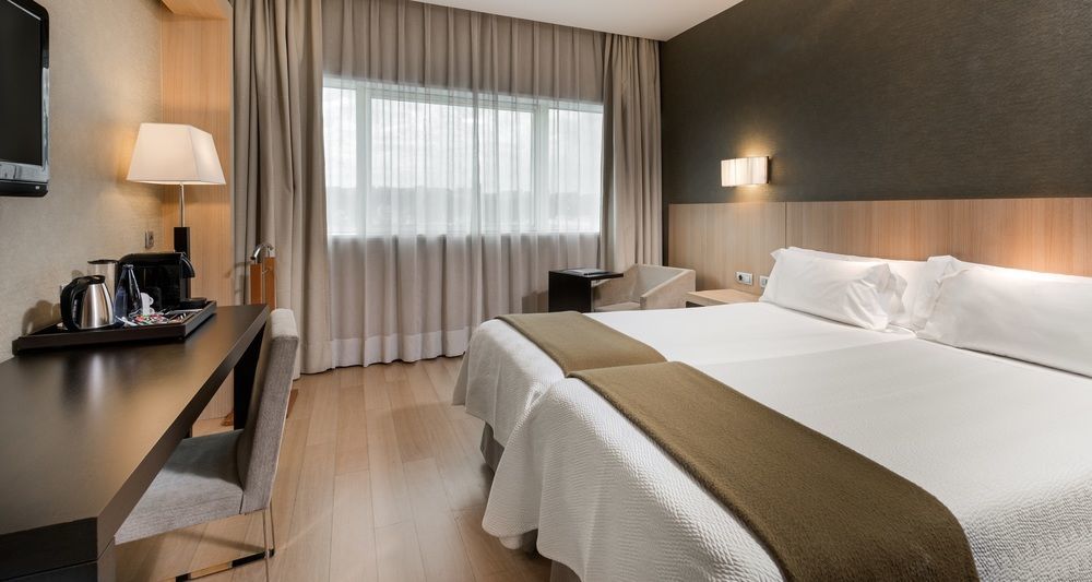 Hotel Nh Madrid Ribera Del Manzanares Extérieur photo